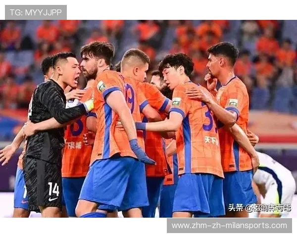 中超赛季中场转会窗口引爆头条新闻